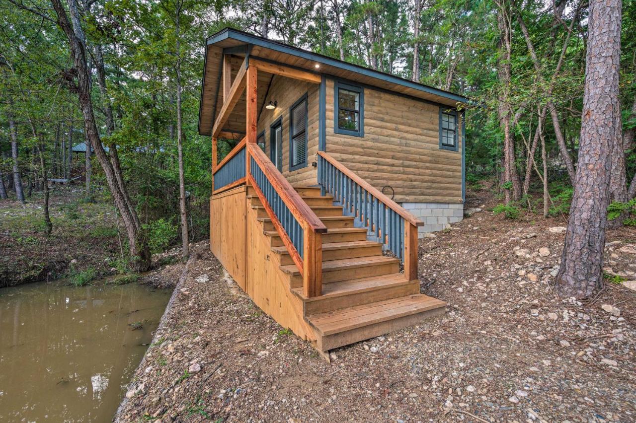 Romantic Broken Bow Cabin With Jacuzzi And Fire Pit! Eksteriør billede