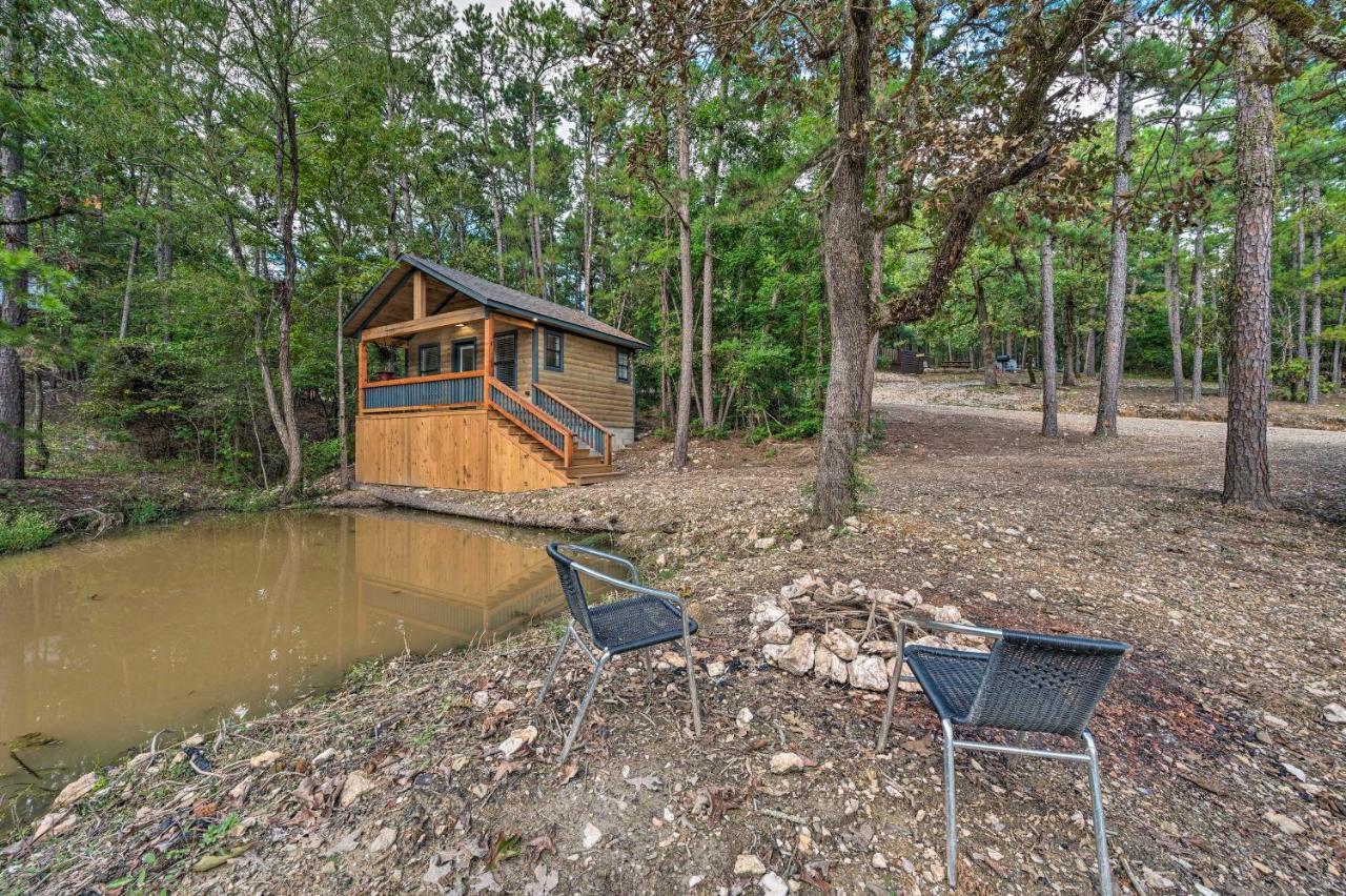Romantic Broken Bow Cabin With Jacuzzi And Fire Pit! Eksteriør billede